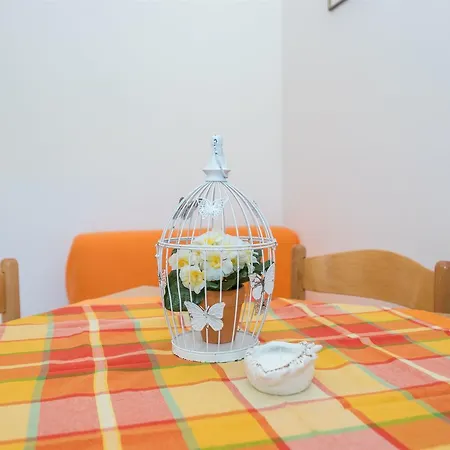 Meri Apartment Tice