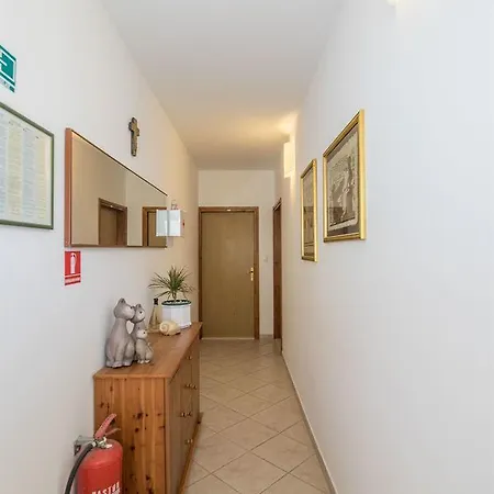 Meri Apartman *